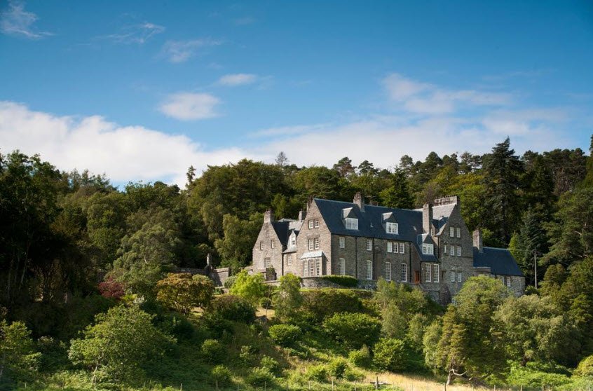 Làrach Mòr, United Kingdom